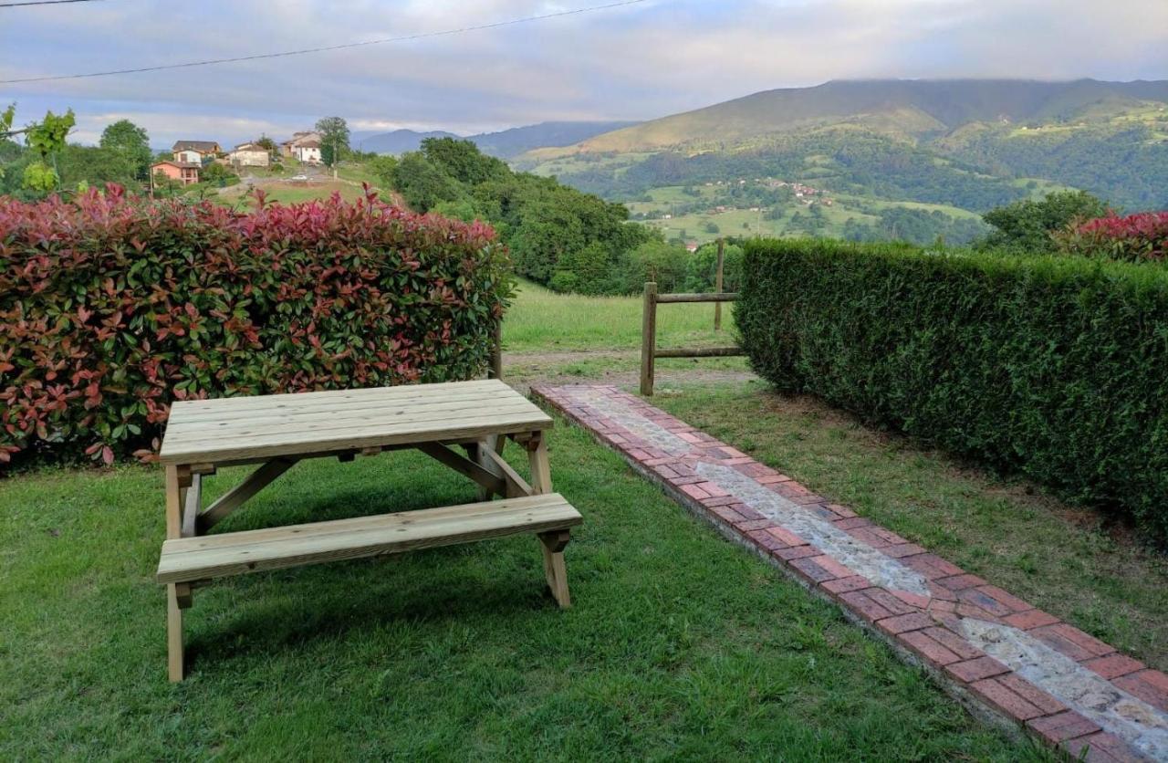 El Mirador De Sorribes Daire Sevares Dış mekan fotoğraf